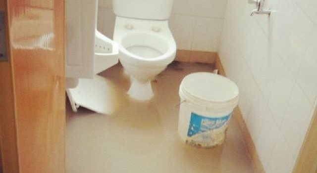 水漏れによる住まいの被害を最小限に抑えるための早期発見と日常点検の重要性 水漏れによる住まいの被害を最小限に抑えるための早期発見と日常点検の重要性